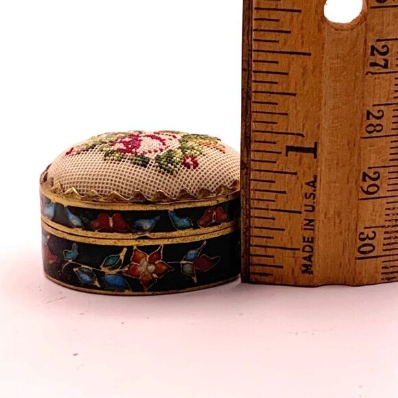 Vintage Petit Point Cloisonné Enamel Pill Box Embroidery Oval Shape - Picture 7 of 9